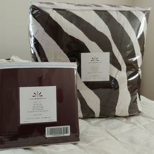 Isaac Mizrahi Comforter w/ sheet set